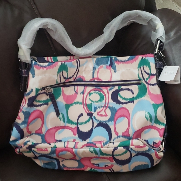 20% off Coach Bag NWT - Picture 2 of 9